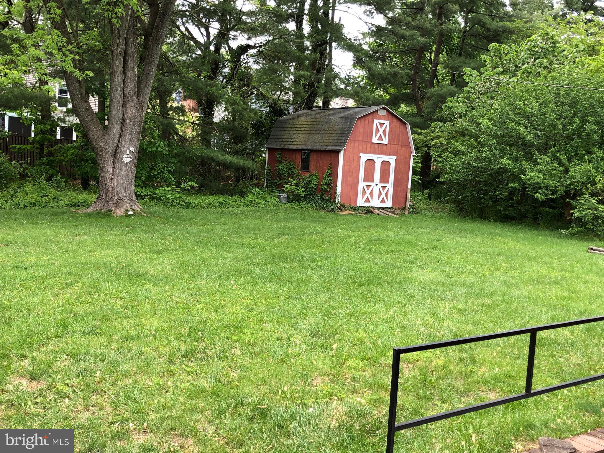 707 Anne Street Southwest Leesburg, VA 20175 - Photo 11 of 14 Private back yard, with shed