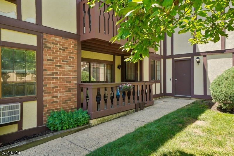 19 Kensington Road, Unit 19H Chatham, NJ 07928 - Photo 17 of 24