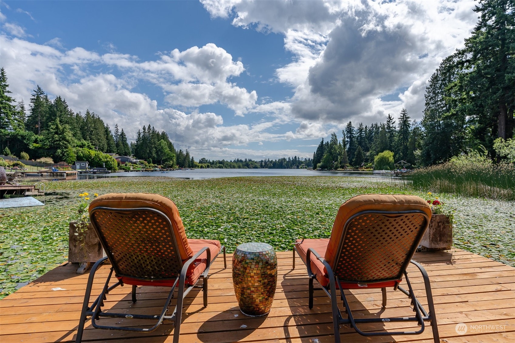 426 Lakeview Road Lynnwood, WA 98087 - Photo 3 of 33 an outdoor sitting area with furniture and garden