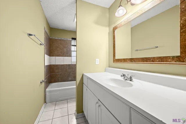 $1,700 | 5140 McCormick Avenue, Greenwell Springs, LA 70739