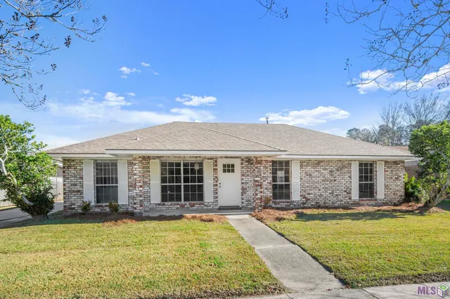 $1,700 | 5140 McCormick Avenue, Greenwell Springs, LA 70739