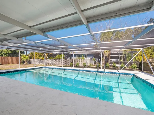 $879,000 | 2551 Hibiscus Street, Sarasota, FL 34239