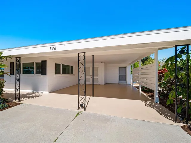 $879,000 | 2551 Hibiscus Street, Sarasota, FL 34239