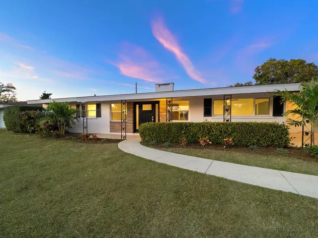 $879,000 | 2551 Hibiscus Street, Sarasota, FL 34239