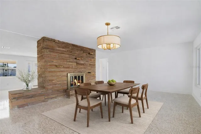 $879,000 | 2551 Hibiscus Street, Sarasota, FL 34239