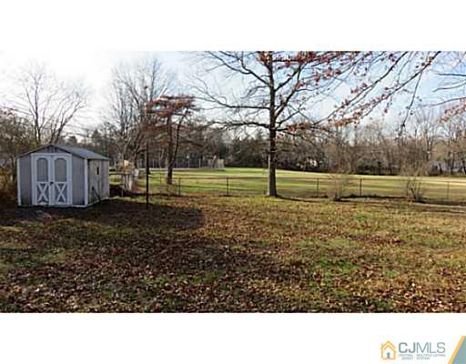 43 New Road Kendall Park, NJ 08824 - Photo 16 of 17 Gallery Image 16
