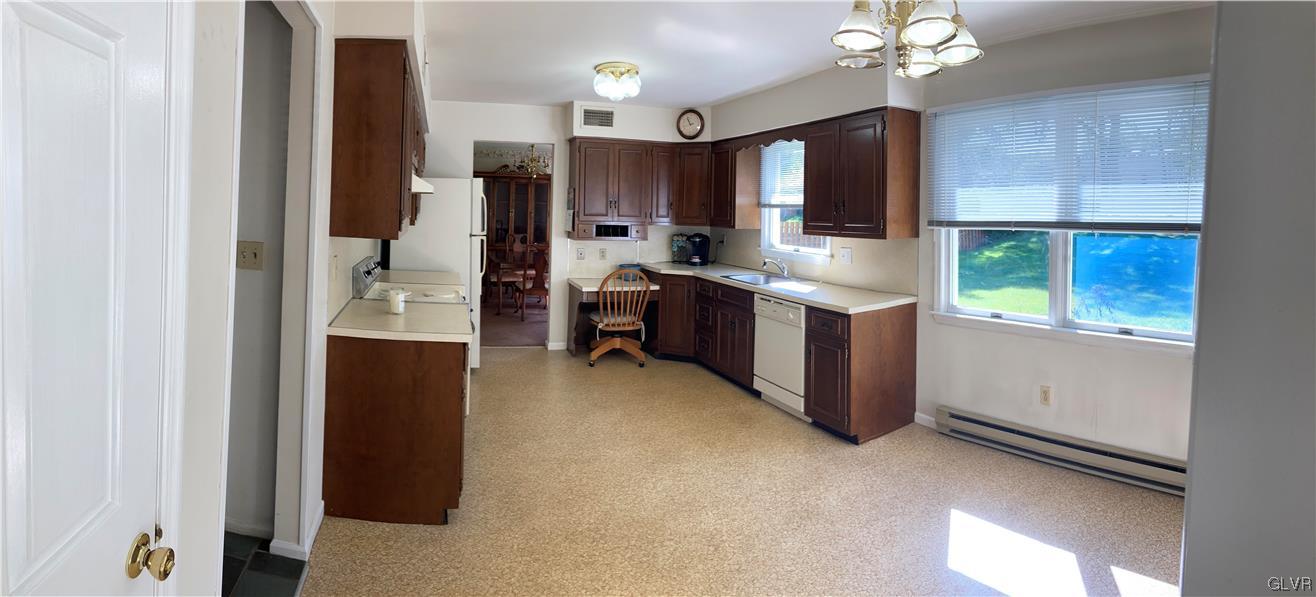 869 Blair Road Bethlehem, PA 18017 - Photo 12 of 36 Gallery Image 12