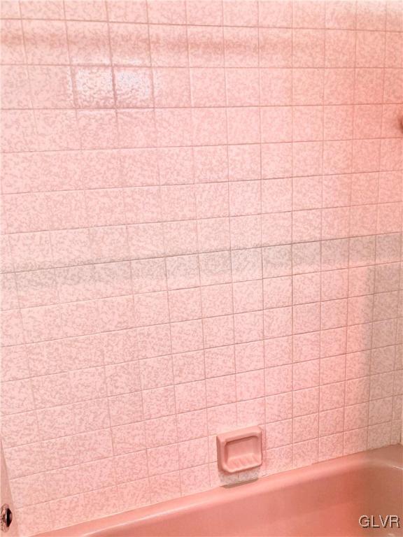 869 Blair Road Bethlehem, PA 18017 - Photo 23 of 36 Gallery Image 23