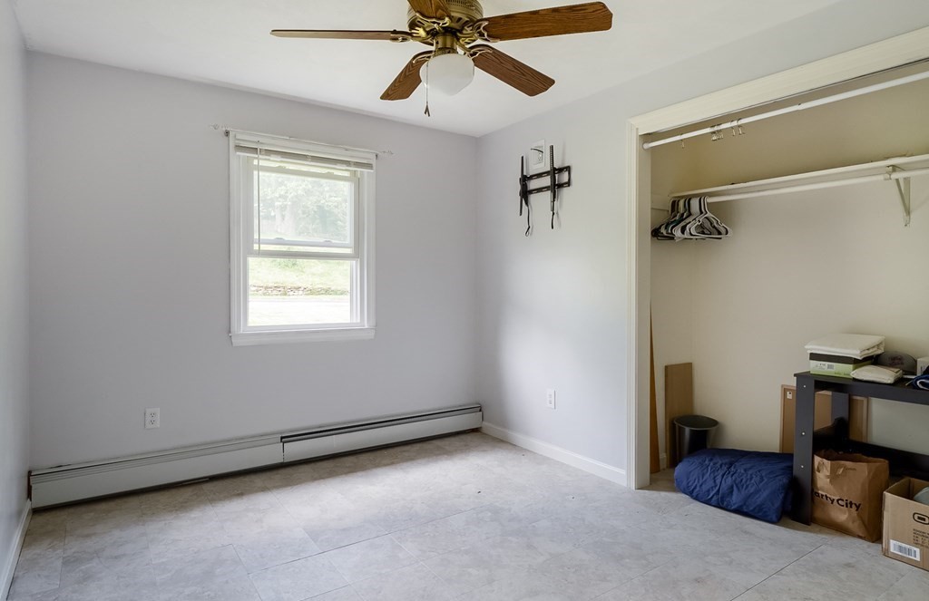 5 Hillside Road Leicester, MA 01611 - Photo 16 of 27