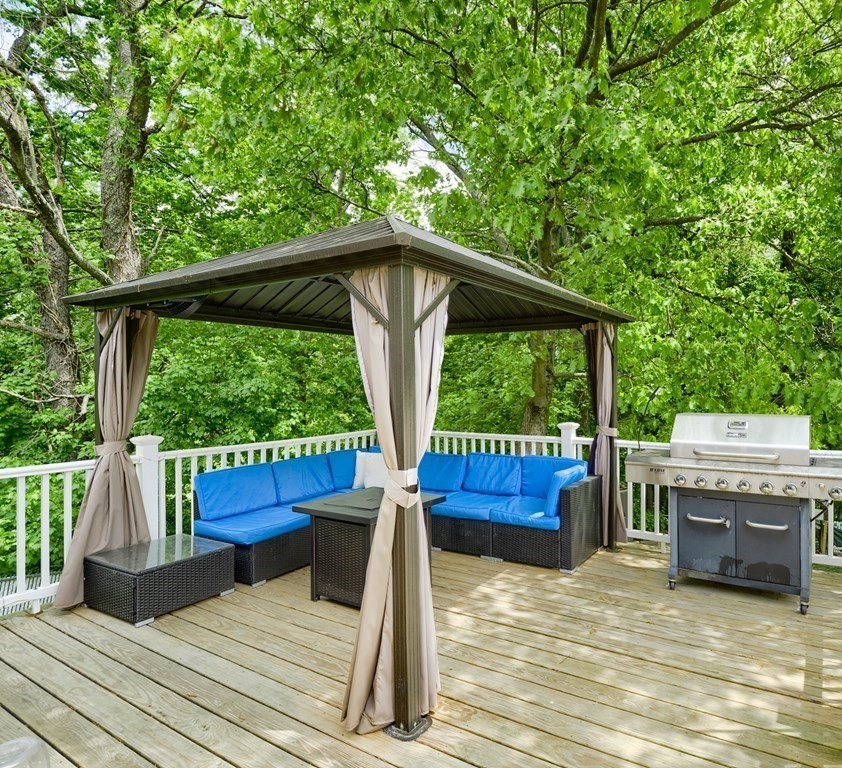 5 Hillside Road Leicester, MA 01611 - Photo 18 of 27
