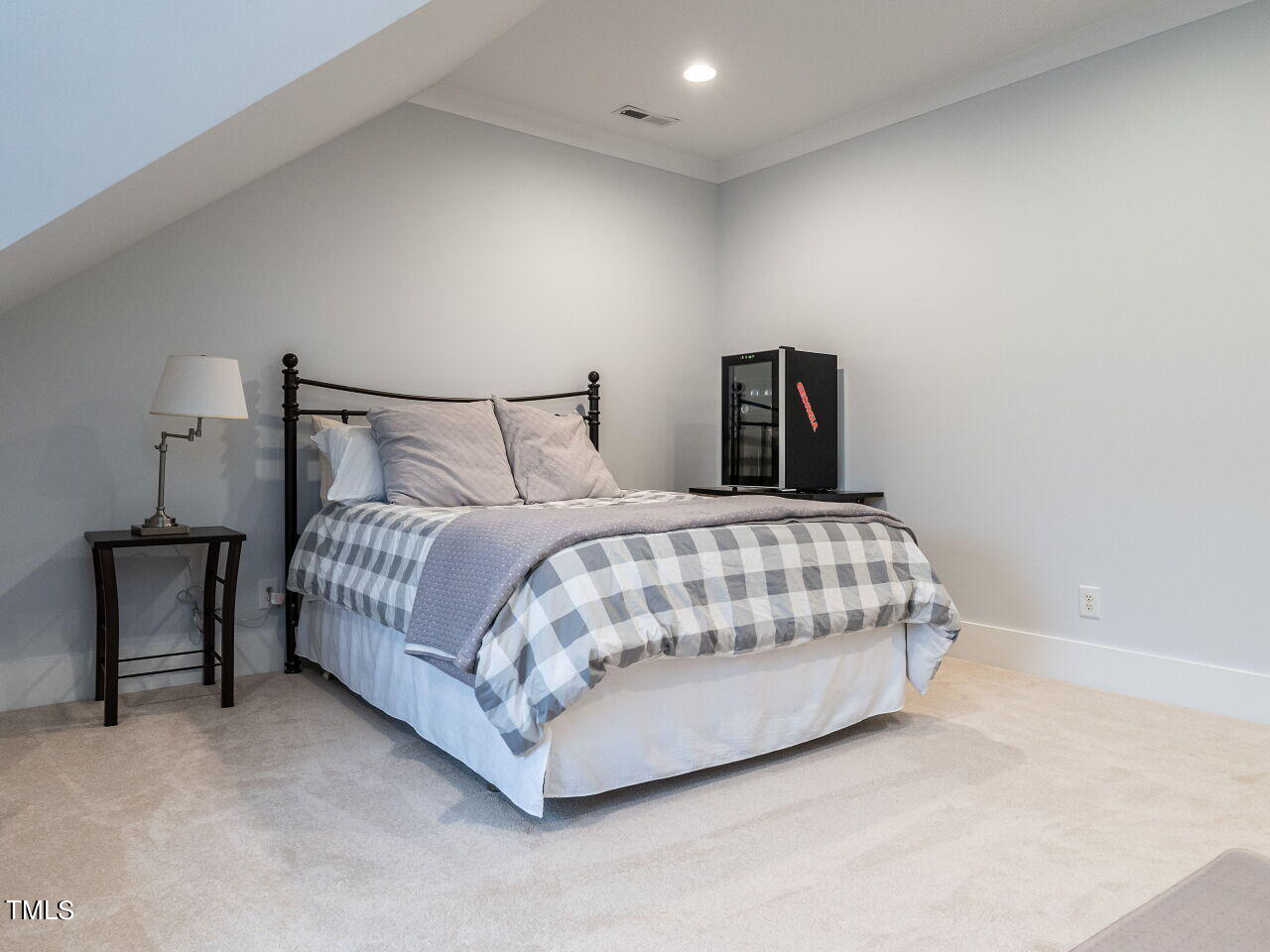 505 Mial Street Raleigh, NC 27608 - Photo 27 of 37 032-1280x960-bedroom-bonus