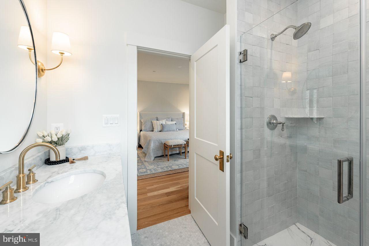 142 Ridge Run Road McHenry, MD 21541 - Photo 23 of 58 a bathroom with a sink and a mirror