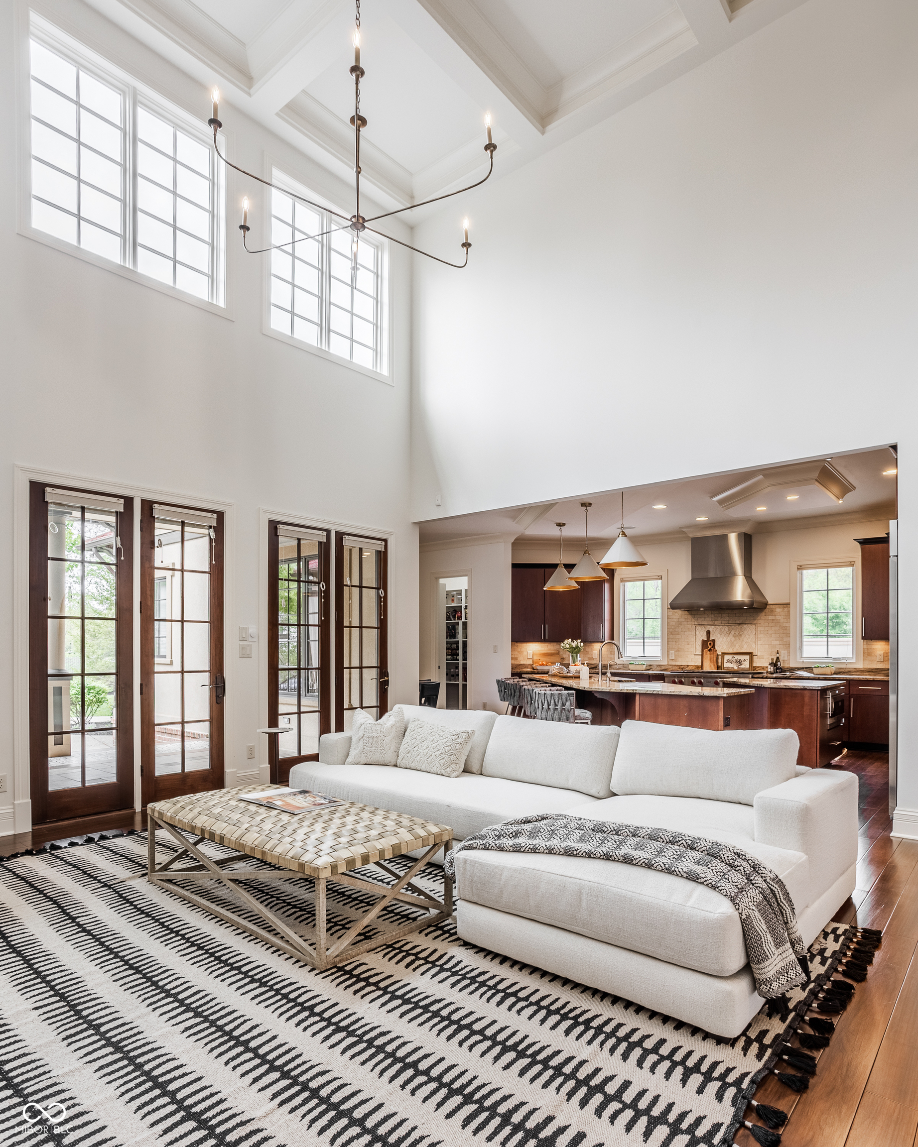 2377 Finchley Road Carmel, IN 46032 - Photo 3 of 70 Gallery Image 3