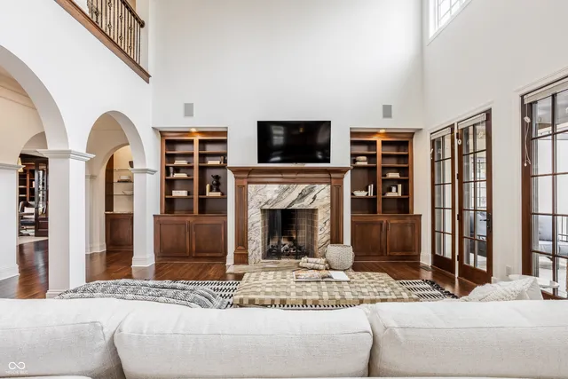 $2,150,000 | 2377 Finchley Road, Carmel, IN 46032