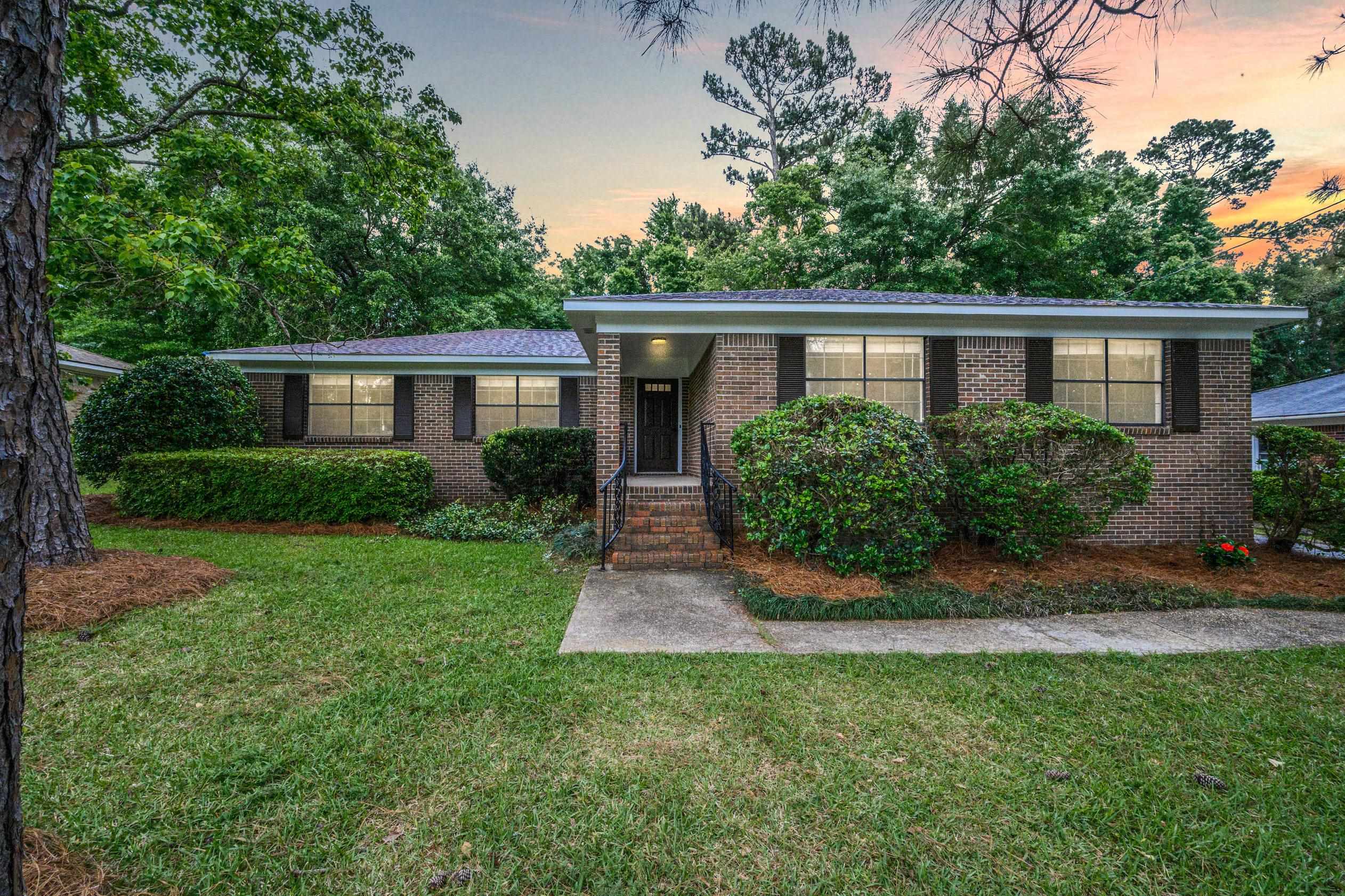 569 Stuart Street Daphne, AL 36526 - Photo 1 of 25