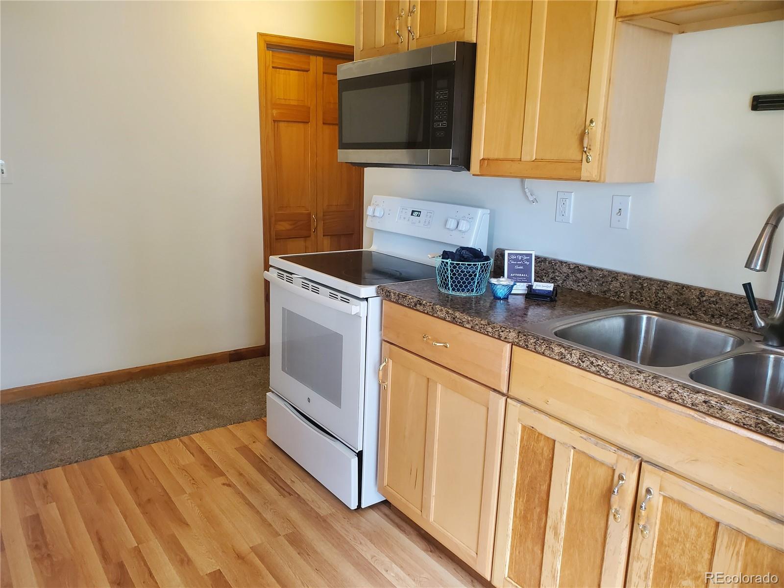 2099 Roland Drive Bailey, CO 80421 - Photo 6 of 39 Gallery Image 6