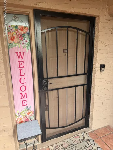 a close view of door