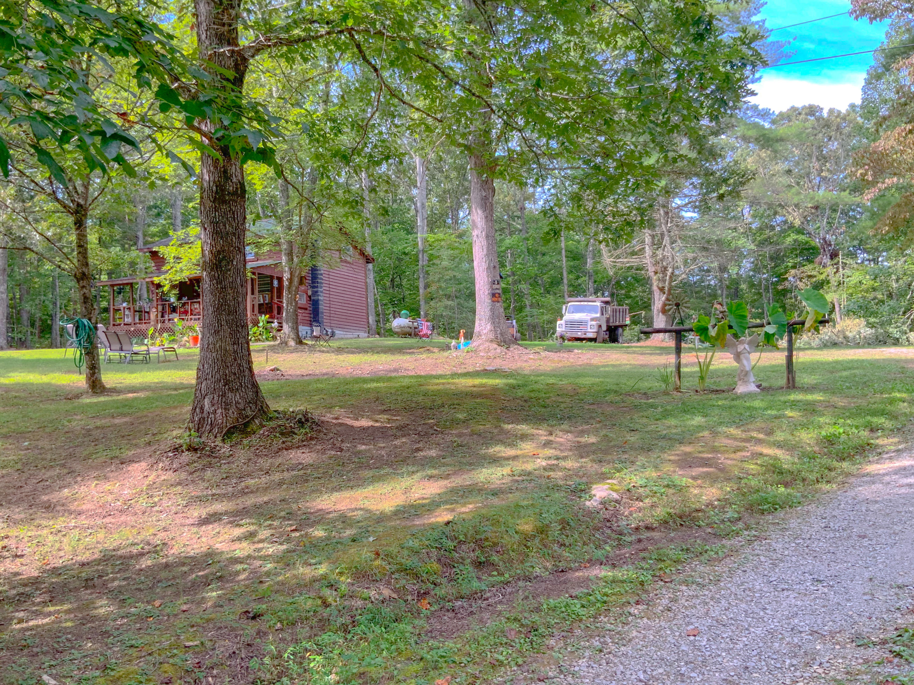 243-247 Massingale Road Tellico Plains, TN 37385 - Photo 11 of 28 CCD22D85-5948-4407-A6C0-DE51A1DA981F