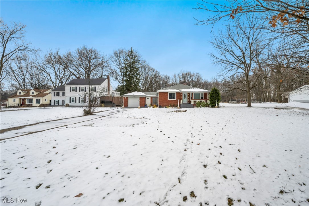 12976 West Pleasant Valley Road Cleveland, OH 44130 - Photo 45 of 47 Gallery Image 45