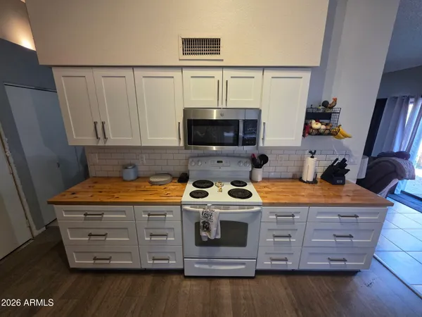 $360,000 | 8837 Virginia Avenue, Phoenix, AZ 85037