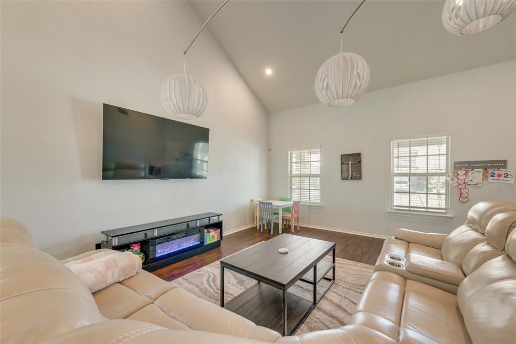 813 Horton Street Fate, TX 75189 - Photo 7 of 28