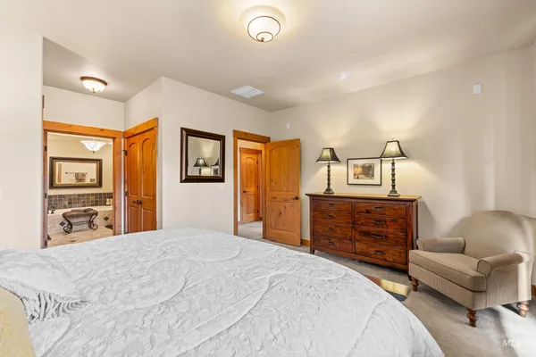 $1,250,000 | 1305 Greystone Drive, McCall, ID 83638