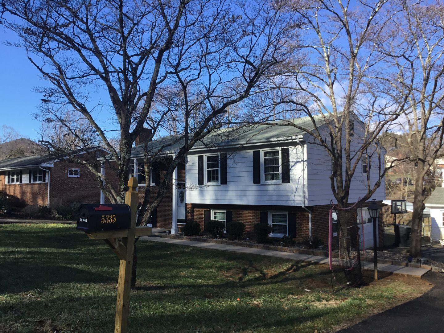 5335 Cave Spring Lane Roanoke, VA 24018 - Photo 2 of 19 Exterior Front