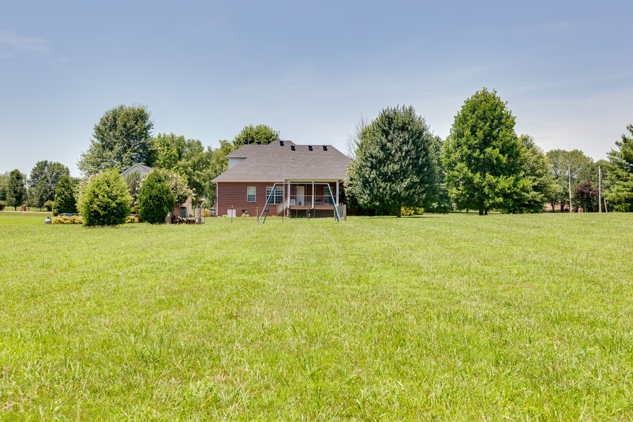 1440 Dudley Road Clarksville, TN 37043 - Photo 5 of 43 a view of a house with a yard