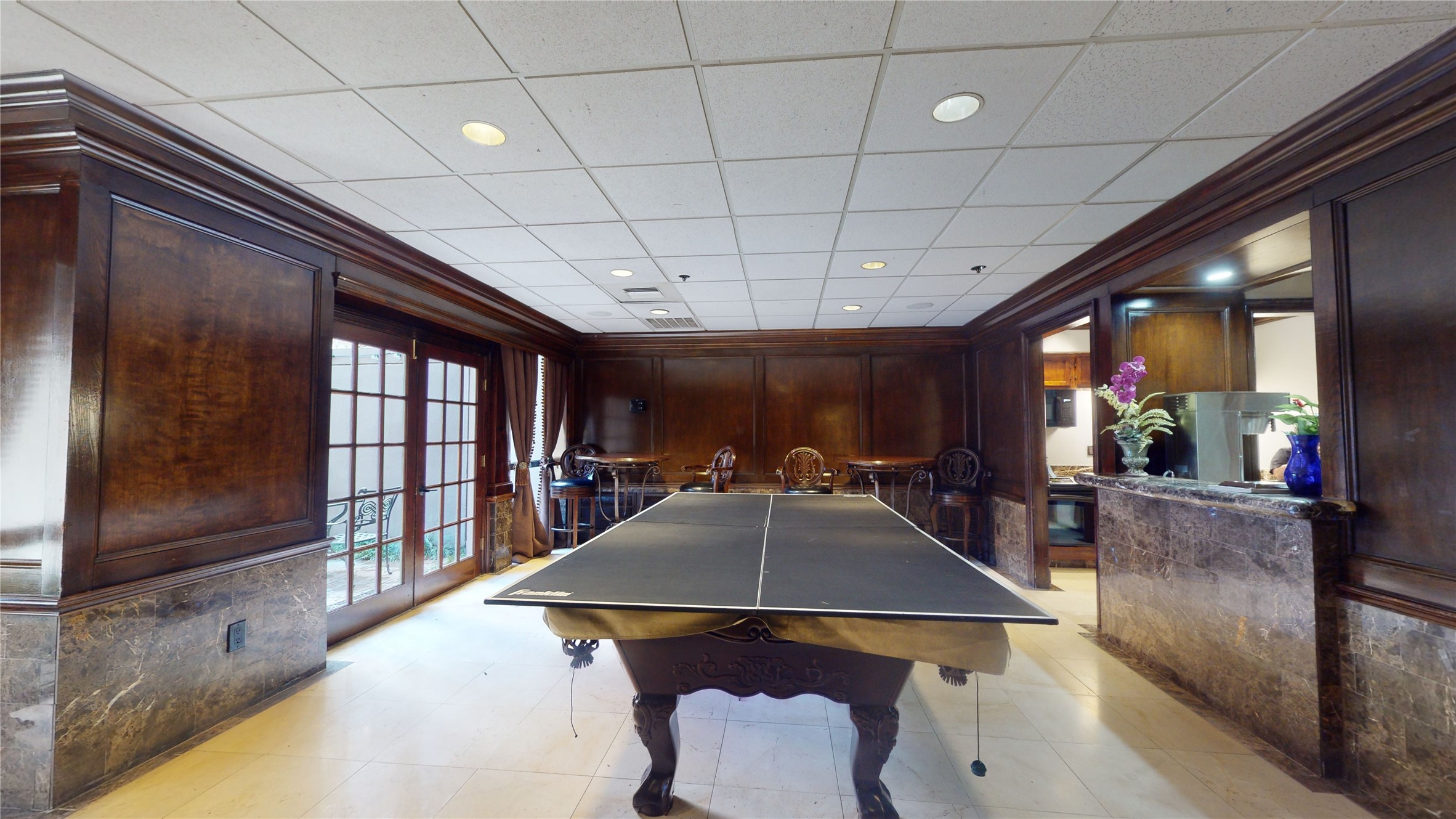 3525 Sage Road, Unit 1404 Houston, TX 77056 - Photo 31 of 36 a view of a dining room with furniture large window and wooden floor