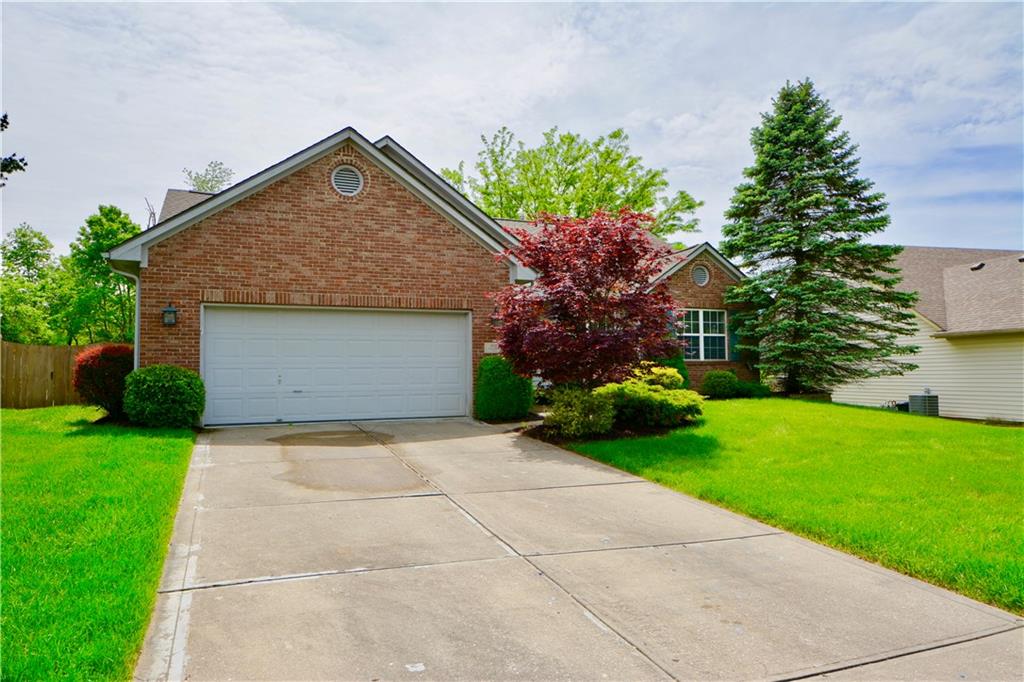 10316 Springridge Circle Fishers, IN 46037 - Photo 2 of 45 Gallery Image 2