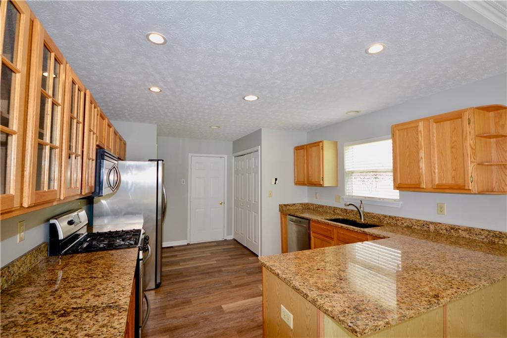 10316 Springridge Circle Fishers, IN 46037 - Photo 15 of 45 Gallery Image 15
