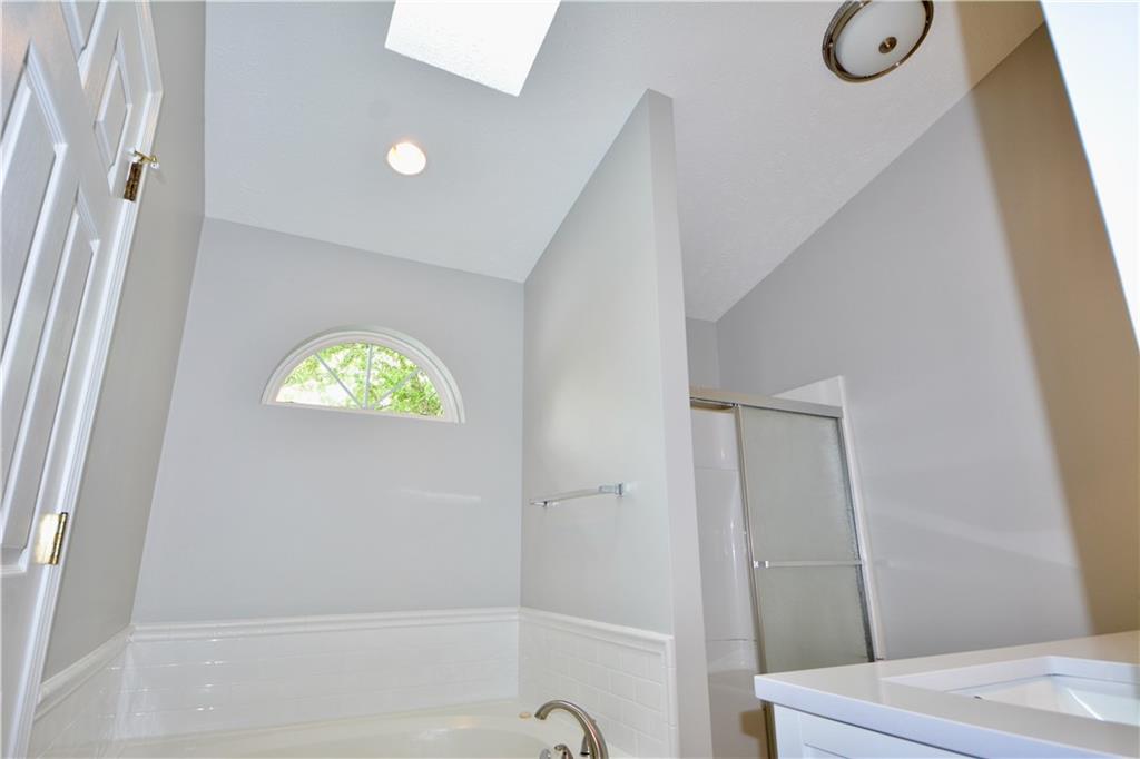 10316 Springridge Circle Fishers, IN 46037 - Photo 19 of 45 Gallery Image 19