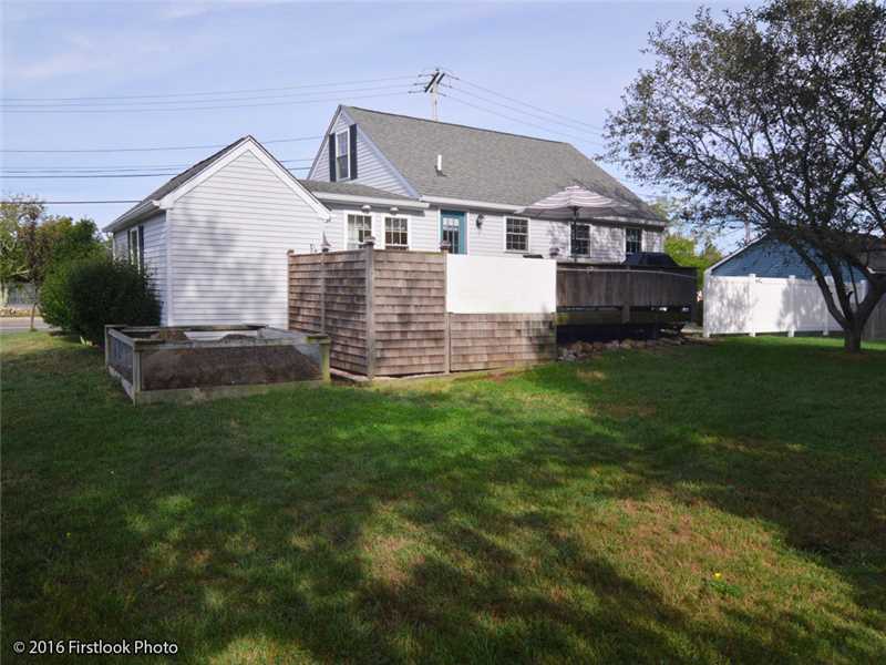 846 Point Judith Road Narragansett, RI 02882 - Photo 23 of 25 Exterior Back.