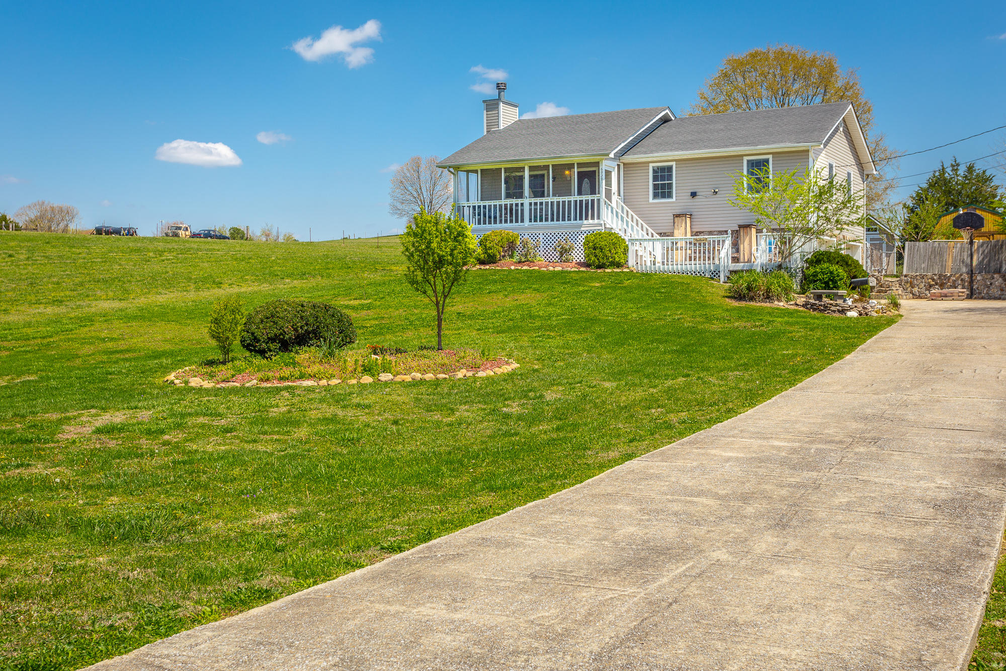 6929 Sims Road Harrison, TN 37341 - Photo 3 of 42 6929 Sims Road-1
