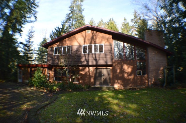 1070 McLeod Road Bellingham, WA 98226 - Photo 2 of 21 Gallery Image 2