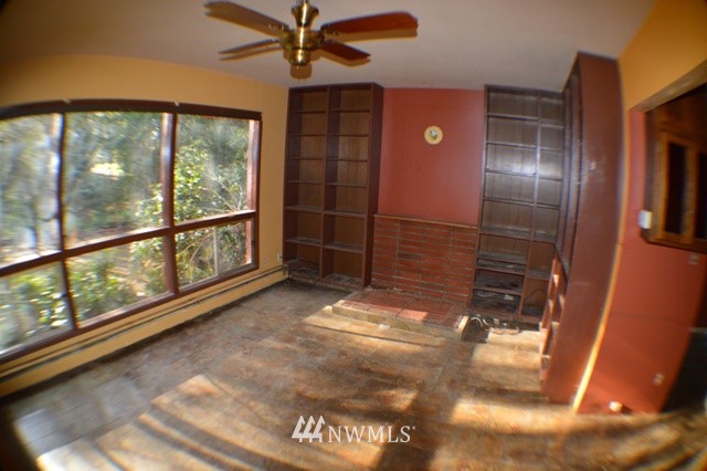 1070 McLeod Road Bellingham, WA 98226 - Photo 4 of 21 Gallery Image 4