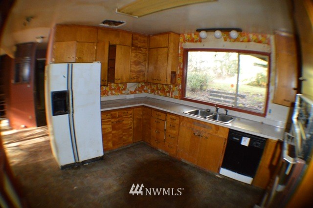 1070 McLeod Road Bellingham, WA 98226 - Photo 5 of 21 Gallery Image 5