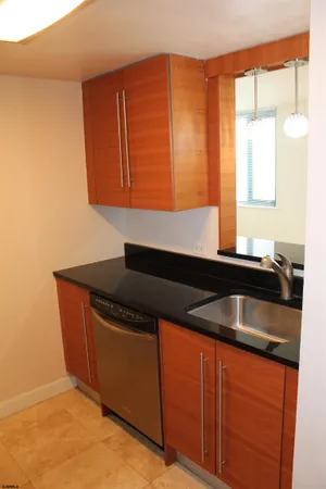 $2,350 | 526 Pacific Avenue, Unit 1206, Atlantic City, NJ 08401