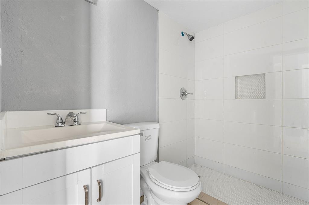 620 Southwest 7th Street Pompano Beach, FL 33060 - Photo 13 of 19