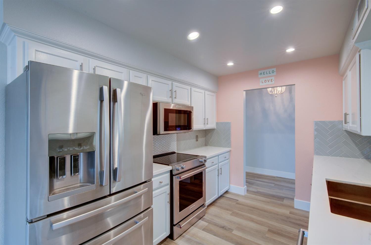 292 North Caesar Avenue Clovis, CA 93612 - Photo 12 of 48