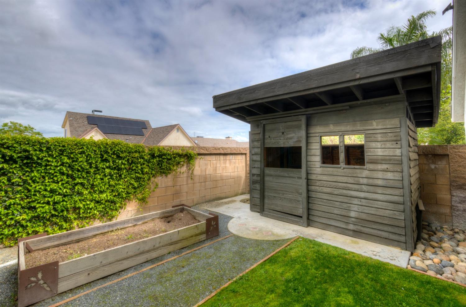 292 North Caesar Avenue Clovis, CA 93612 - Photo 43 of 48