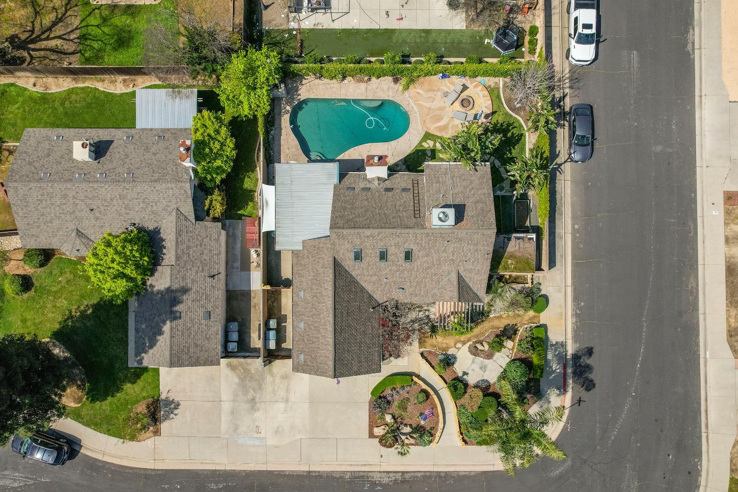 292 North Caesar Avenue Clovis, CA 93612 - Photo 44 of 48