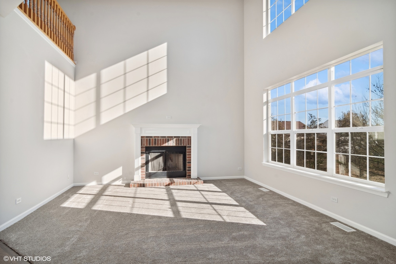 318 Emerald Drive Streamwood, IL 60107 - Photo 5 of 19 a view of an empty room with a window
