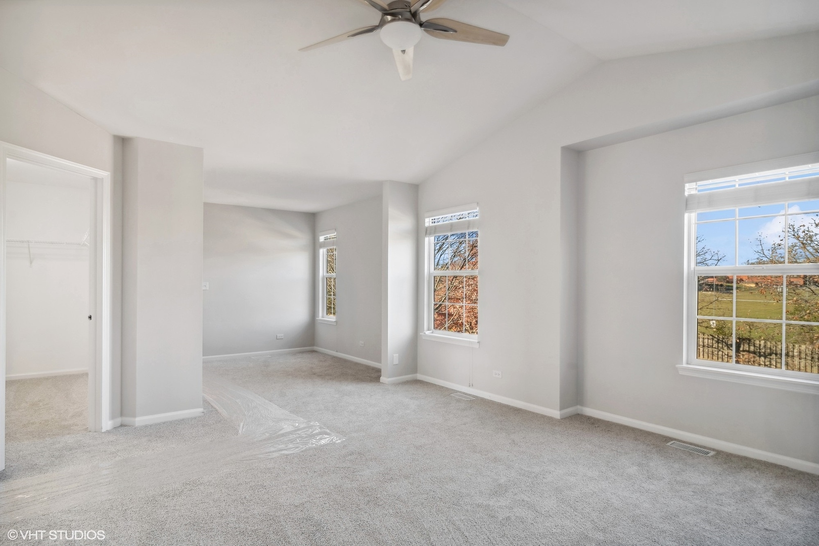 318 Emerald Drive Streamwood, IL 60107 - Photo 8 of 19 a view of an empty room with a window