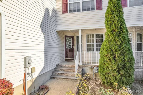 $3,500 | 356 Hawthorne Road, North Brunswick, NJ 08902