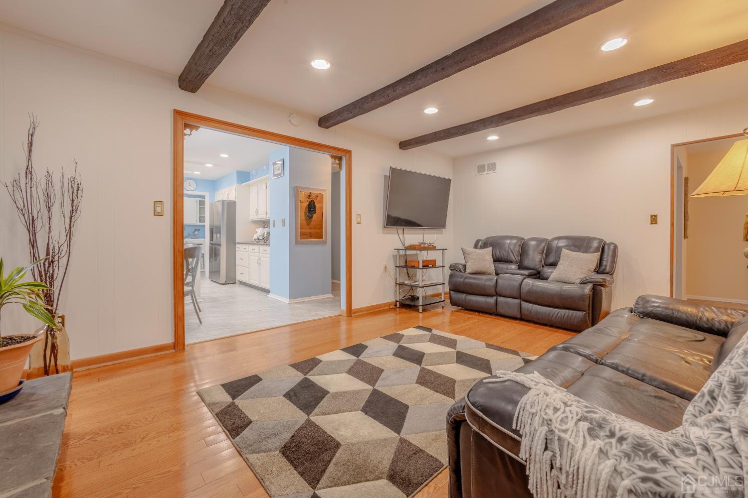 4 Putnam Road East Brunswick, NJ 08816 - Photo 25 of 53