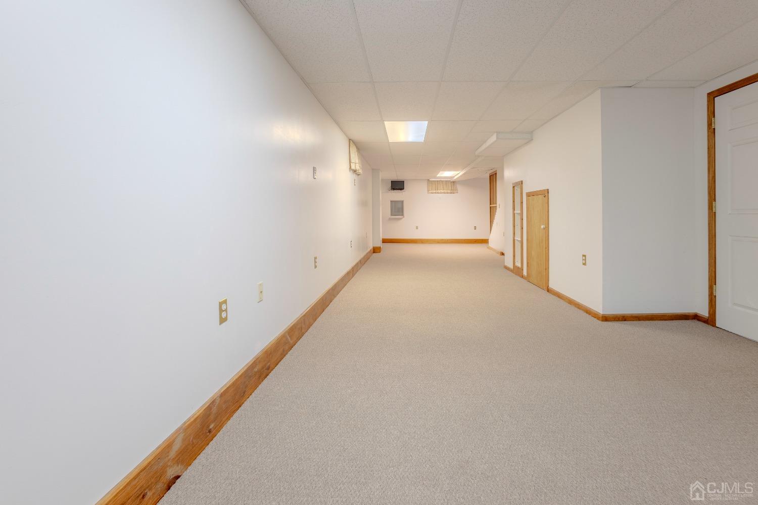 4 Putnam Road East Brunswick, NJ 08816 - Photo 40 of 53