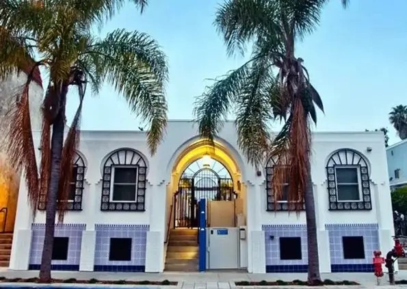 1027 Redondo Avenue Long Beach, CA 90804 - Photo 8 of 8 a view of a multi story building