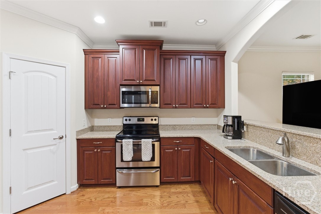 124 Magnolia Drive Pooler, GA 31322 - Photo 9 of 30