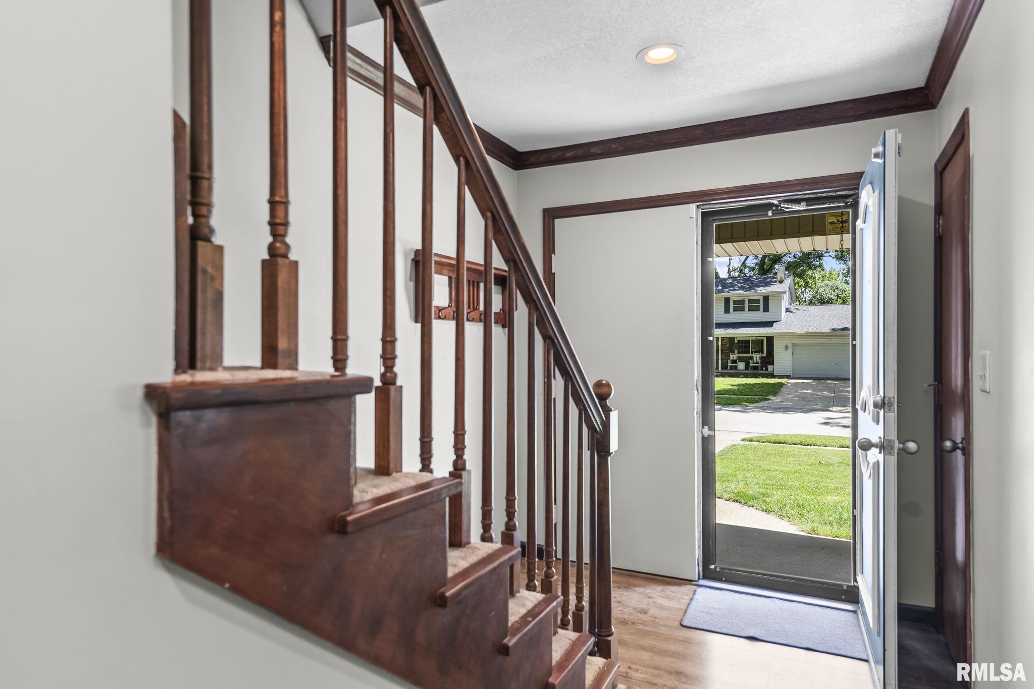 155 Exmore Drive Springfield, IL 62704 - Photo 5 of 47